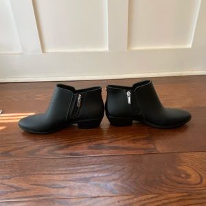 Black Rain Boots